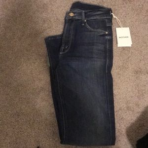 Never worn Mother jeans size 25